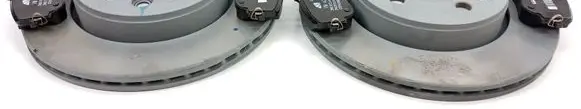 Volkswagen Amarok II Brake discs and calipers set 2N0615601
