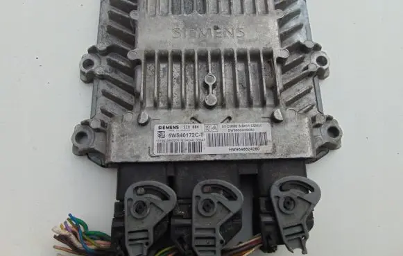 Citroen C3 Pluriel Engine control unit/module 9655939080