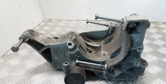 BMW X1 E84 Generator/alternator bracket 7802639