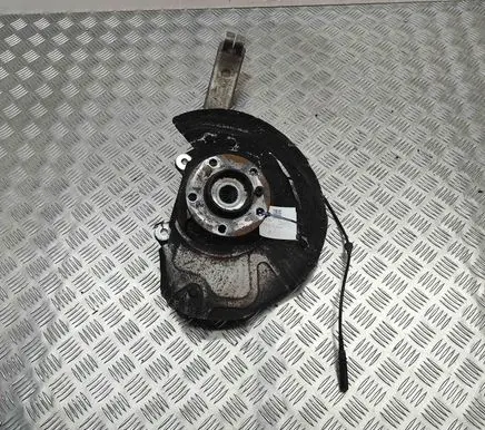 BMW X5 F15 Front wheel hub 6857978 6869870