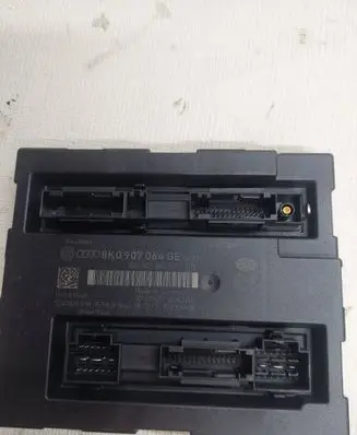 Audi A5 Sportback 8TA Comfort/convenience module 8K0907064GE 00002001 8K0907064FE