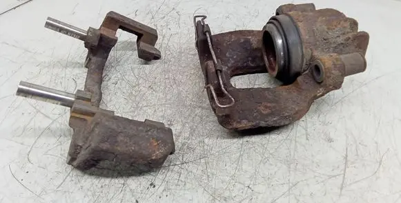 Volvo S80 Front brake caliper 9209722 829