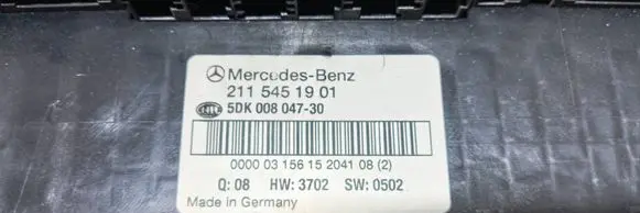 Mercedes-Benz E W211 Fuse module 2115451901