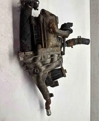 Land Rover Range Rover Sport L494 EGR valve cooler 9X209U438DA