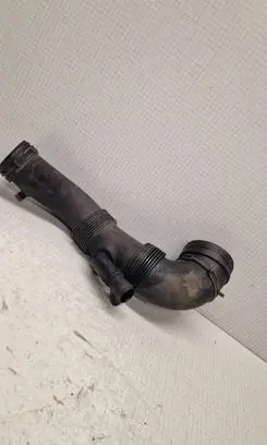 Volkswagen Transporter - Caravelle T5 Turbo air intake inlet pipe/hose 7H0129615F