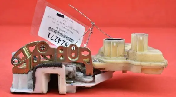 Honda Jazz Front door lock