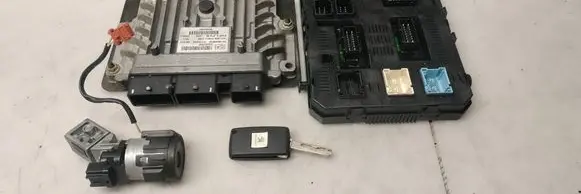 Citroen C5 Engine ECU kit and lock set 2734LB62702597 9663548180 R0413C005B