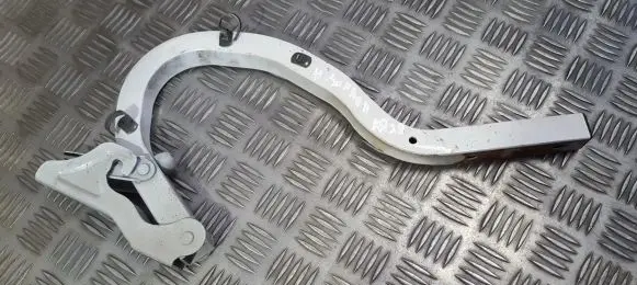 Hyundai Sonata Tailgate/trunk/boot hinge