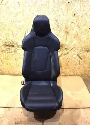 Porsche Taycan 9J1 Seat set 