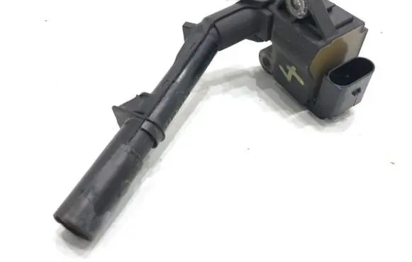 Mercedes-Benz CLA C117 X117 W117 High voltage ignition coil A2749061400