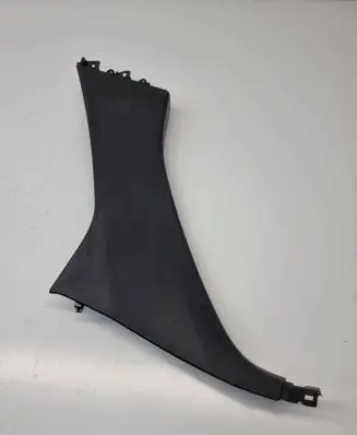 (B) pillar trim (bottom)