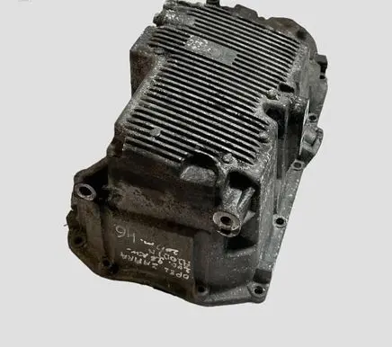 Opel Insignia A Oil sump 55575128 C3209A