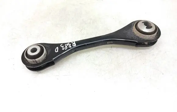 Rear control arm