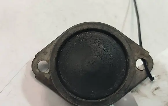 Maserati Quattroporte Engine mount vacuum valve 