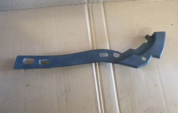 Audi A3 S3 8V Rear bumper corner part panel trim 8V5807084