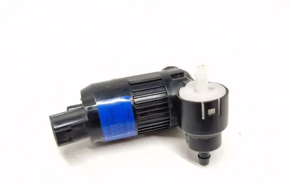 Ford Mondeo MK V Windscreen/windshield washer pump 1L1B17664AA 30484216 CZ0CC