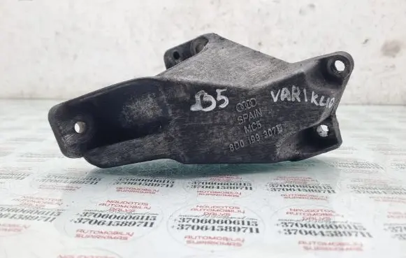 Volkswagen PASSAT B5 Engine mounting bracket 8D0199307L