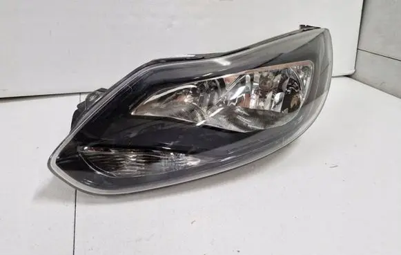 Ford Focus Headlight/headlamp