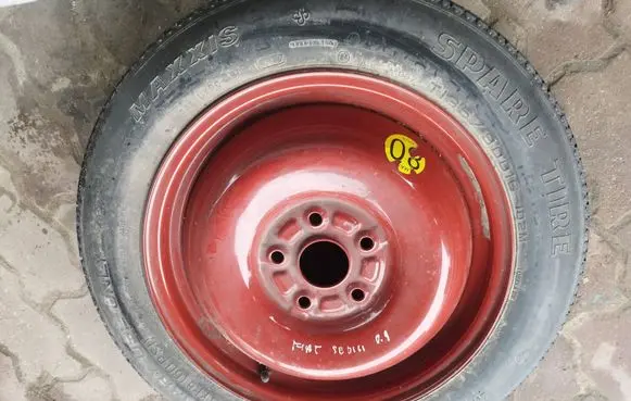 Fiat Sedici R16 spare wheel 
