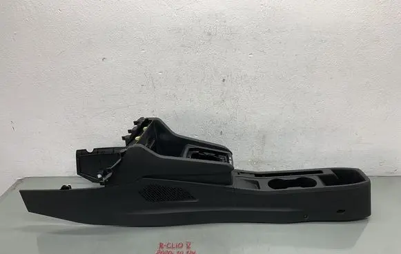 Renault Clio V Center console 