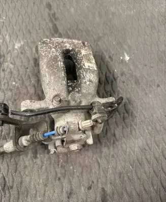 Rear brake caliper