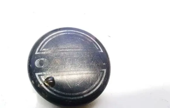 Volvo S40, V40 Original wheel cap 8646379