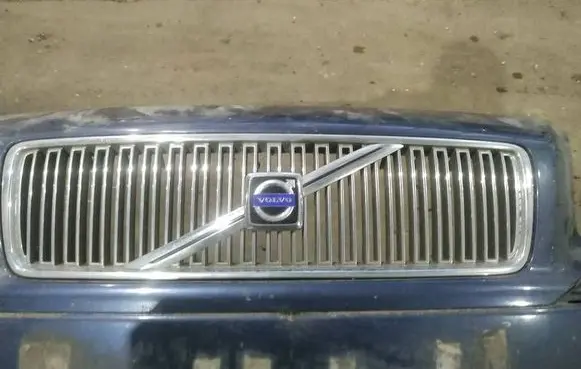 Volvo S80 Front grill 