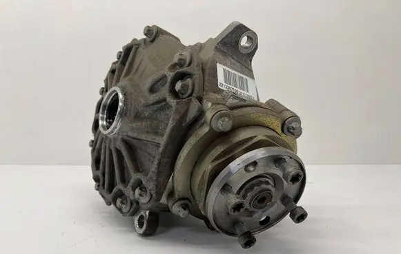 Mercedes-Benz GLK (X204) Front differential A2213307100 A2213350100
