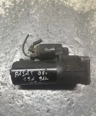 Volkswagen PASSAT B5.5 Starter motor 0001124020