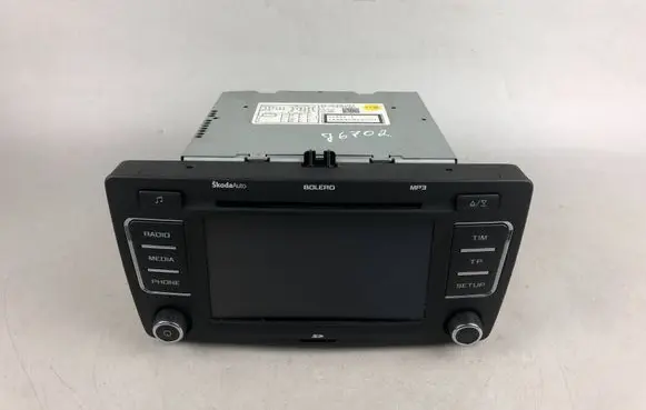 Skoda Octavia Mk2 (1Z) Radio/CD/DVD/GPS head unit 1Z0035156F