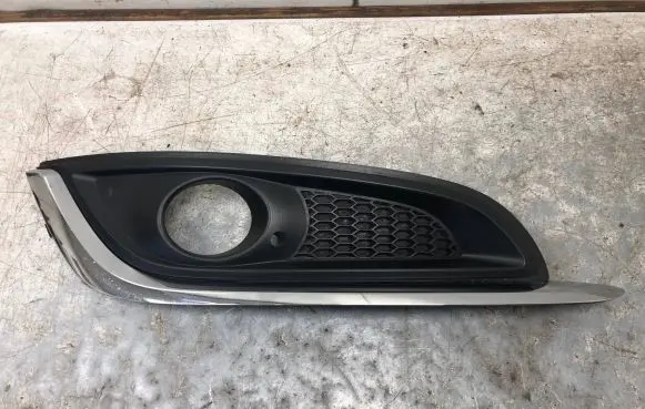 Opel Insignia A Front bumper lower grill 22787050
