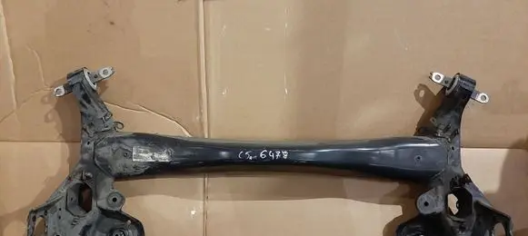 Citroen C5 Aircross Rear subframe 9833974880