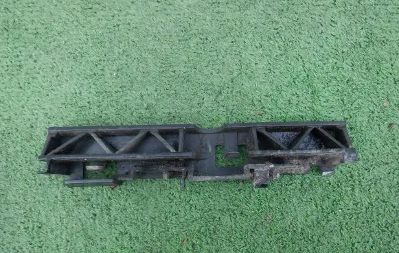 Audi A6 C7 Front bumper mounting bracket 4G0853921B