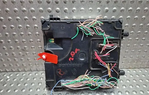 Renault Laguna III Comfort/convenience module S26312697 284B10051R A2C53186521