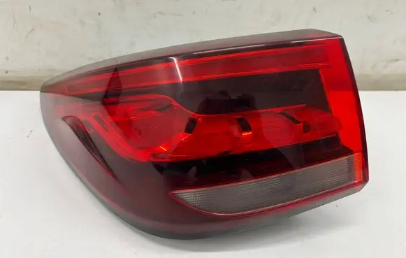 MG ZS Rear/tail lights 10571681