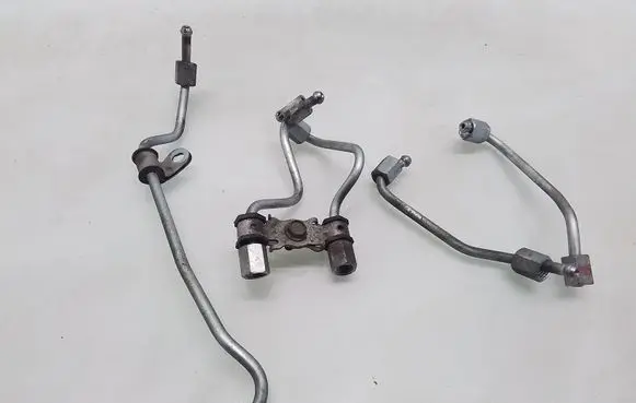 Honda Civic Fuel injector supply line/pipe 