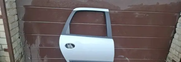 Opel Meriva A Rear door