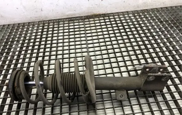 Peugeot 308 SW Front shock absorber/damper