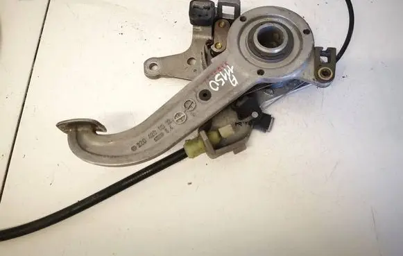 Mercedes-Benz C W203 Handbrake/parking brake lever assembly 2204200312