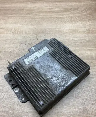 Renault Laguna I Engine control unit/module ECU 7700861024 S103750001E