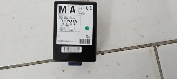 Toyota Auris E180 Door control unit/module 8974002100 657Q4420368 61B657000
