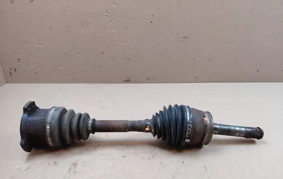 Nissan Navara D22 Front driveshaft