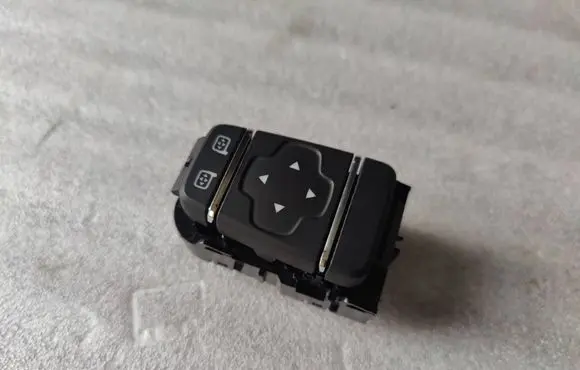Renault Zoe Wing mirror switch A255700068R 10133187