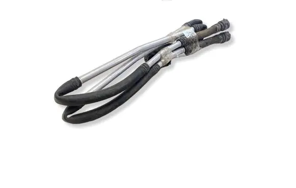 Volkswagen Tiguan Engine coolant pipe/hose 5Q0819885C