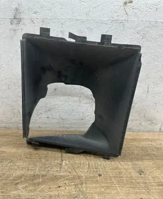 Porsche Macan (95B) Intercooler air channel guide 95B117336
