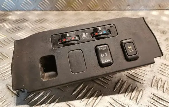 Lexus GS 300 350 430 450H Seat heating switch 5891930040