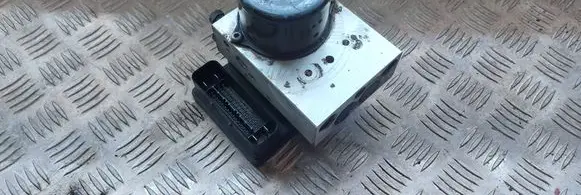 Volvo V70 ABS Pump 8671224 P08671225