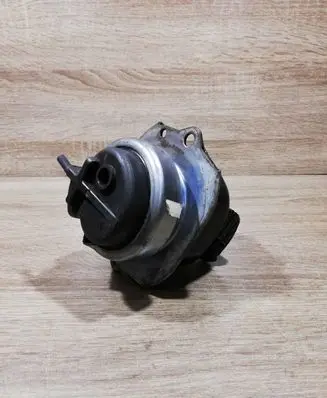 BMW X5 E70 Engine mount bracket 40DE70ENGINEMOUNT