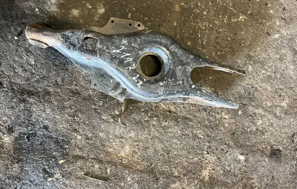 Mercedes-Benz E W211 Rear upper control arm/wishbone