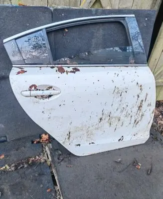 Mazda 6 Rear door